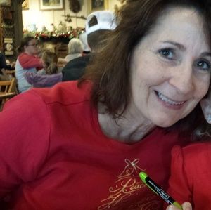 Meet your Posher, Faye